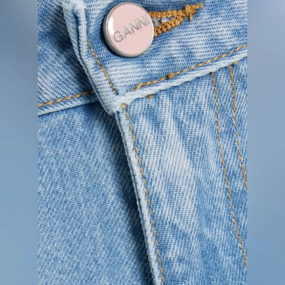 GANNI Betzy High Rise Flare Jeans in Light Denim - Picture 2 of 4